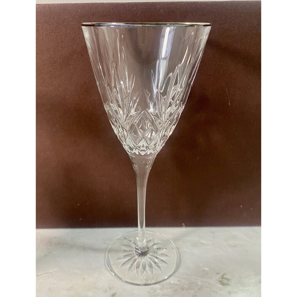 Set of 4 Vintage Crystal Wine Glasses 6 oz France Cristal d'Arques Verres a Vin